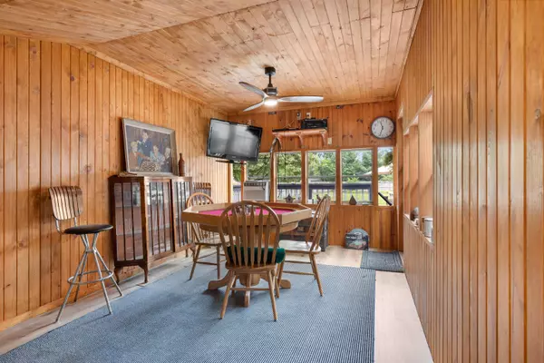 Roscoe, IL 61073,11264 Cedar Brook Road