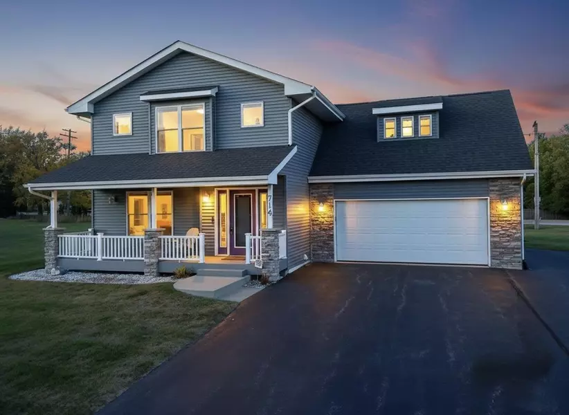 714 Greenlee Court, Winnebago, IL 61088