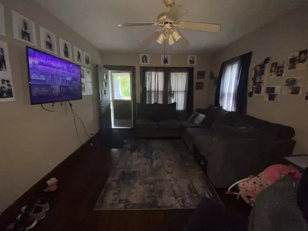 Rockford, IL 61102,1017 Clover Avenue