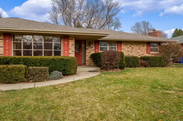 Rockford, IL 61114,5802 CLARENDON Drive