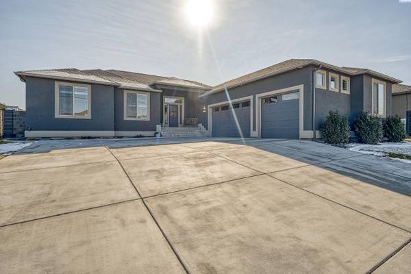 4421 Rosencrans, West Richland, WA 99353-9999