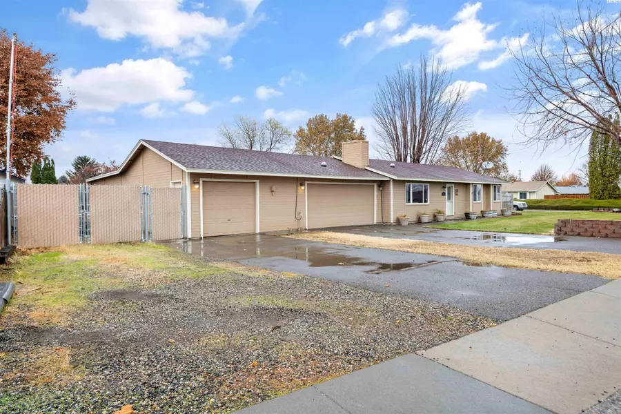 410 S Volland St, Kennewick, WA 99336