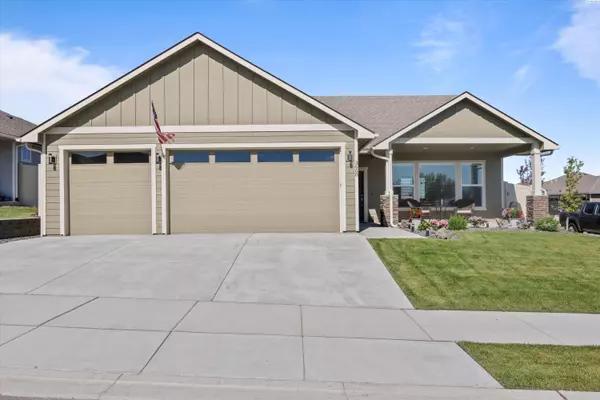 3668 S Van Buren St, Kennewick, WA 99338