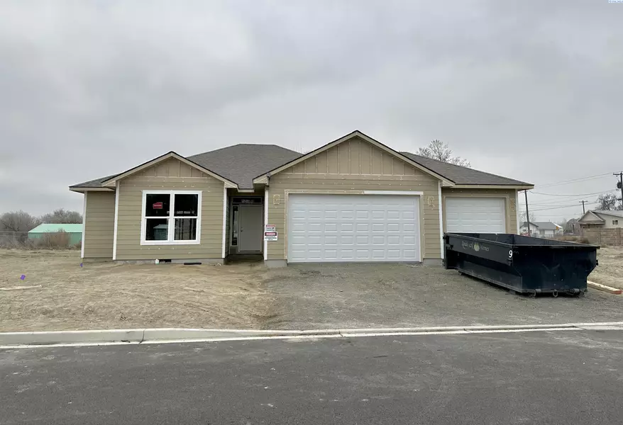 2613 S Beech Street, Kennewick, WA 99337