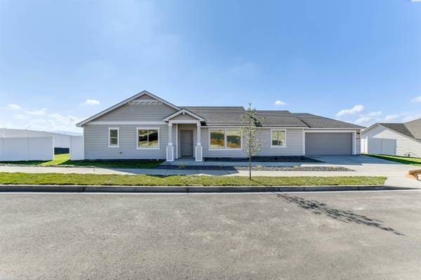 6089 W 30th Pl, Kennewick, WA 99338