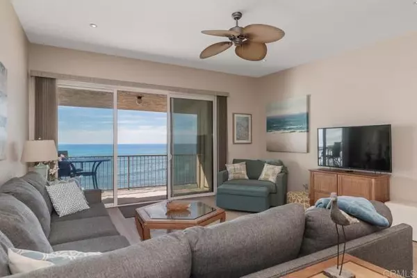 Solana Beach, CA 92075,857 Beachfront #C