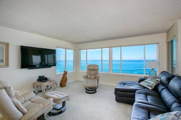 727 Beachfront Drive #B, Solana Beach, CA 92075