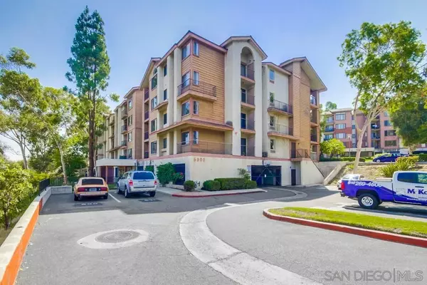 San Diego, CA 92115,5980 Dandridge Ln #215