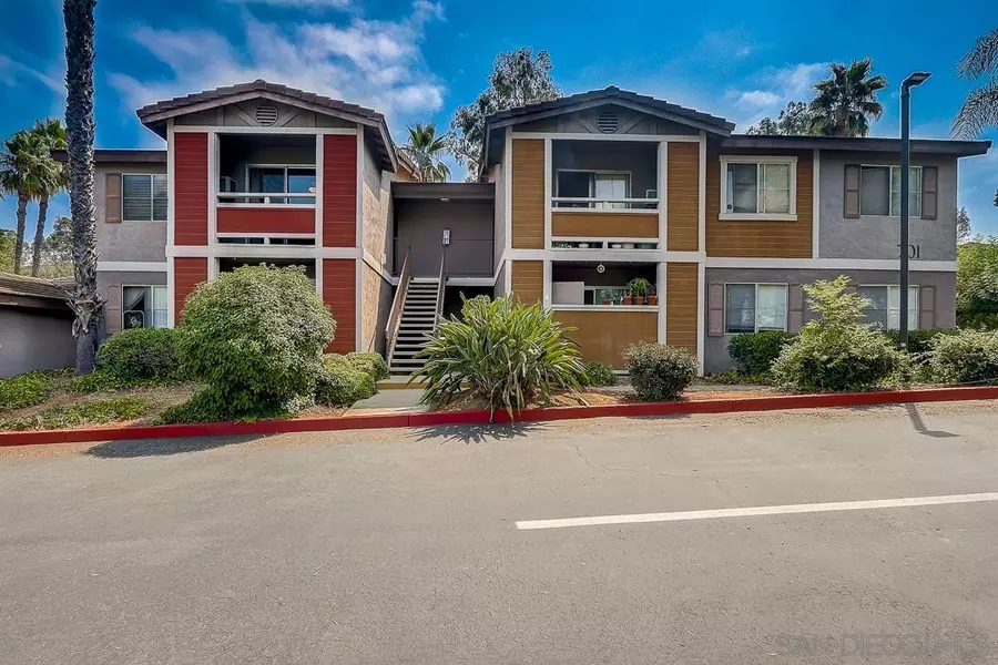 701 Ash Ln #201, San Marcos, CA 92069