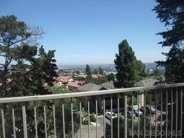 Del Mar, CA 92014,13789 Mango Dr #202