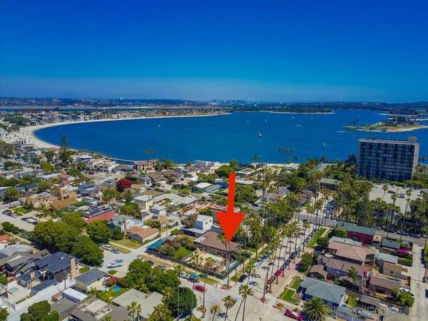 4127 Bayard St, San Diego, CA 92109