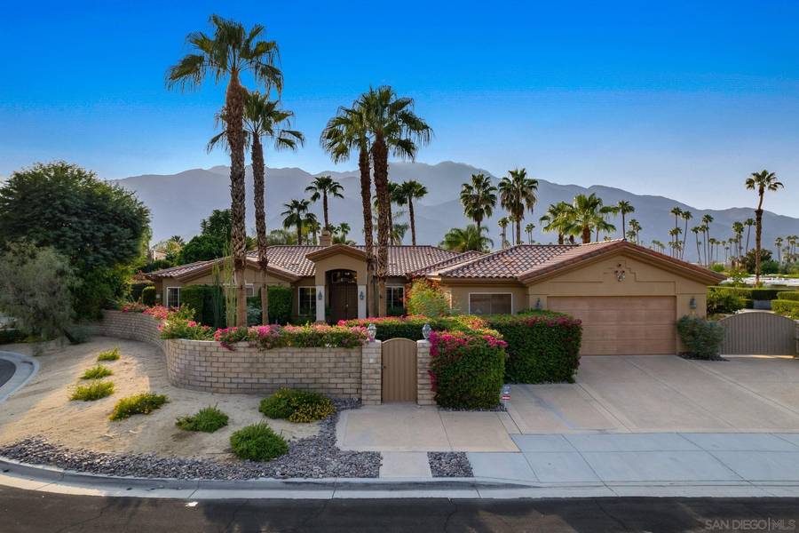 2781 Tecopa Ln, Palm Springs, CA 92264