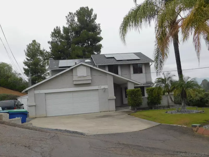 12181 Gay Rio Drive, Lakeside, CA 92040