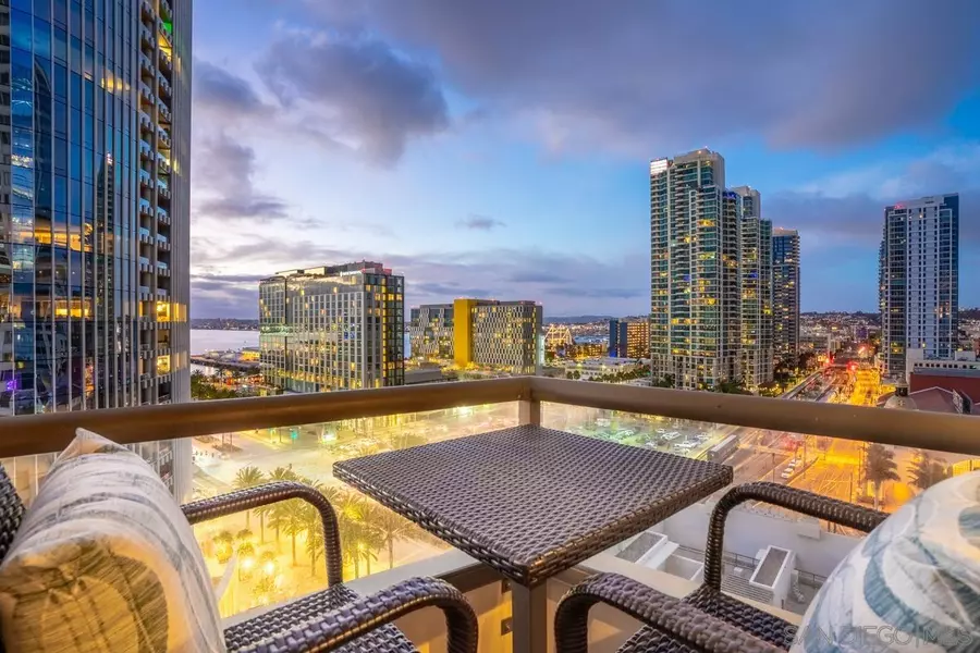 700 W E St #1303, San Diego, CA 92101