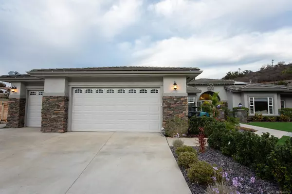 Santee, CA 92071,8945 Diamondback Dr