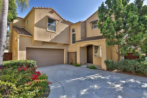 901 Mira Lago Way, San Marcos, CA 92078