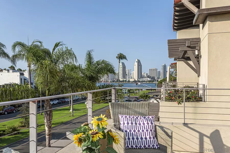 141 Orange Avenue #304, Coronado, CA 92118