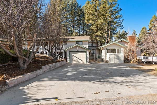 760 Club View Dr, Big Bear Lake, CA 92315