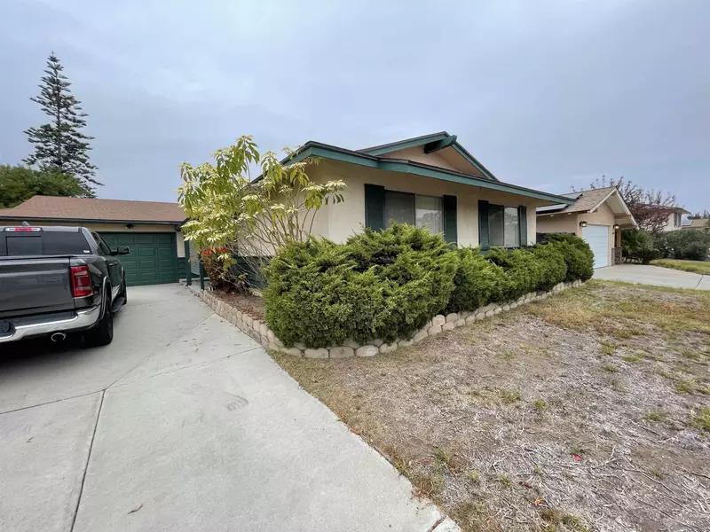 8646 Highwood, San Diego, CA 92119