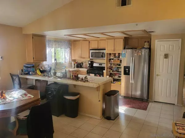 Murrieta, CA 92562,24348 Gitano Dr