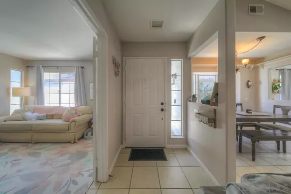 Temecula, CA 92591,30591 Hollyberry Lane