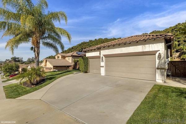 Escondido, CA 92027,3168 Willow Tree Ln