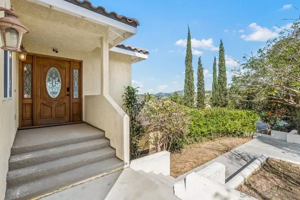 Spring Valley, CA 91977,2262 Johns View Way