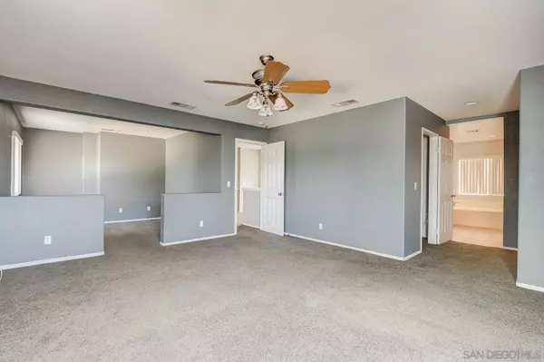 Oceanside, CA 92056,4154 Summerview Way