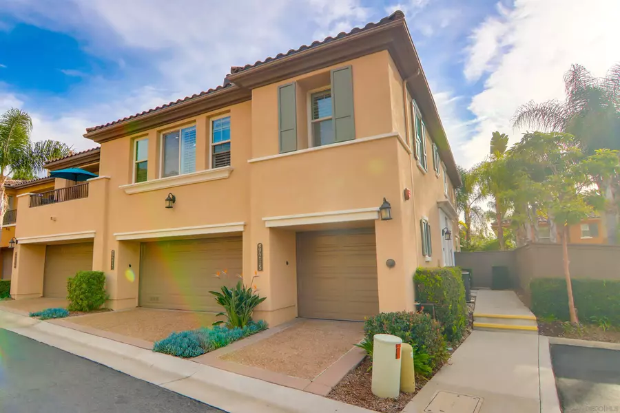 9215 Calmante Ln, San Diego, CA 92108