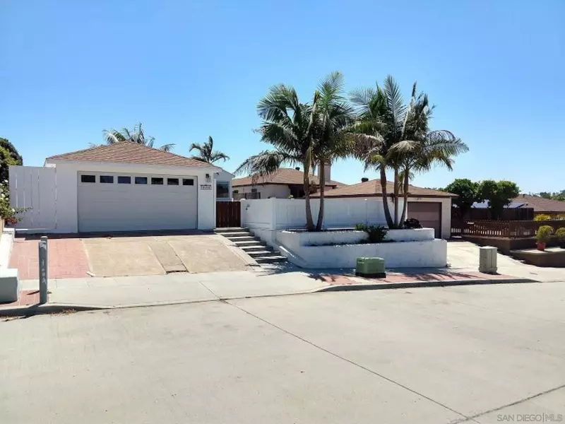 3519 Tennyson St, San Diego, CA 92106