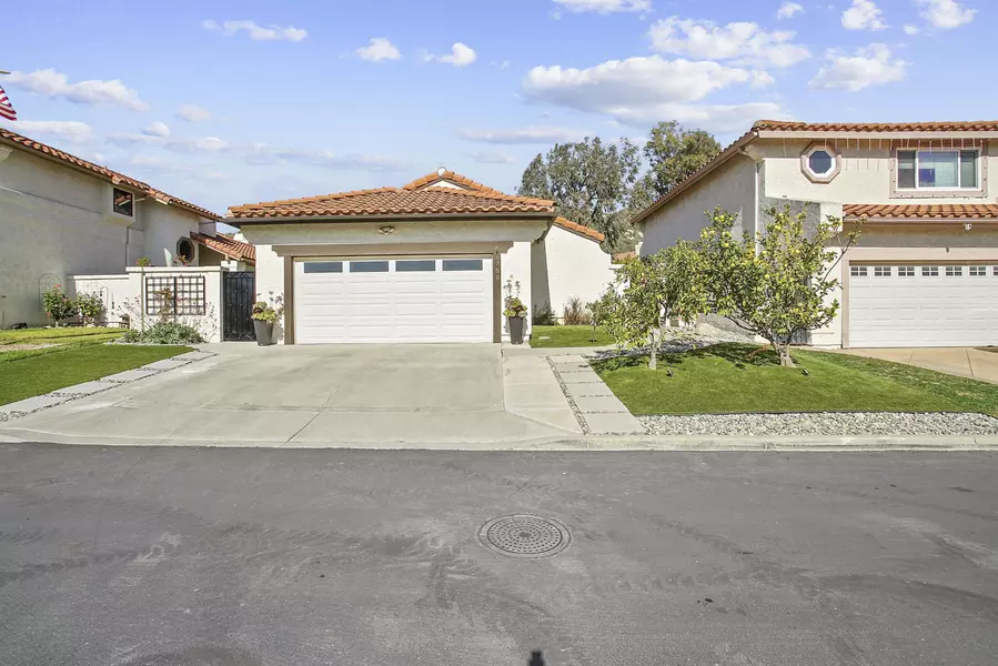 1750 Larkhaven Gln, Escondido, CA 92026