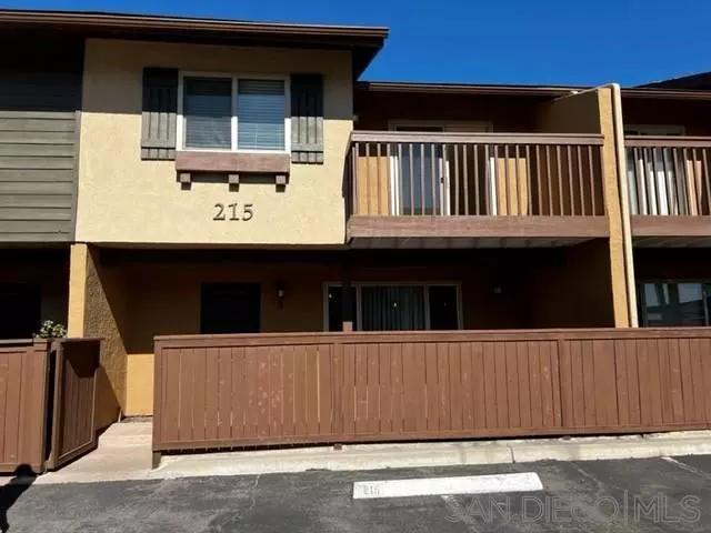 215 Westlake Dr #2, San Marcos, CA 92069