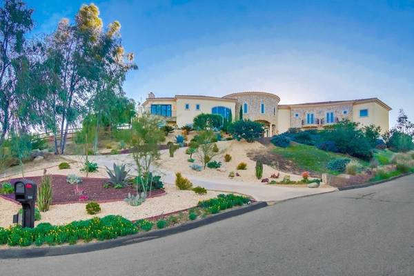 15450 Markar Road, Poway, CA 92064