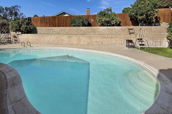 Poway, CA 92064,14428 Bowdoin