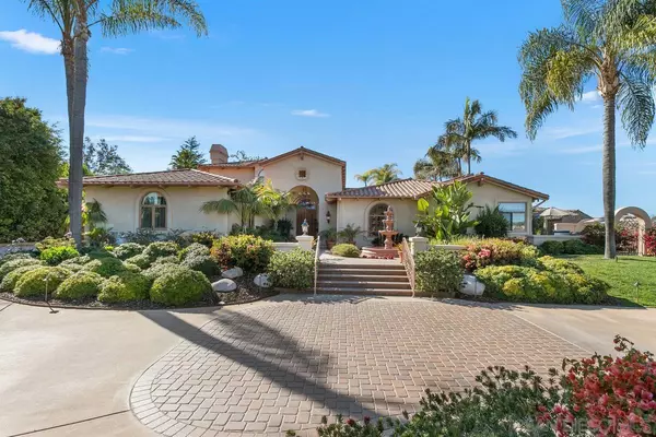 Rancho Santa Fe, CA 92067,6154 Calle Camposeco