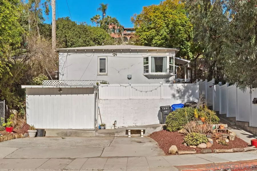 1202-1204 W Spruce St, San Diego, CA 92103