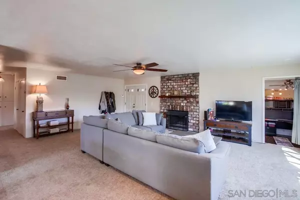 Santee, CA 92071,9230 Pine Valley Dr