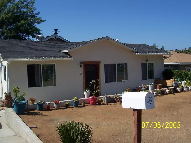 1124 E 4th Ave, Escondido, CA 92025