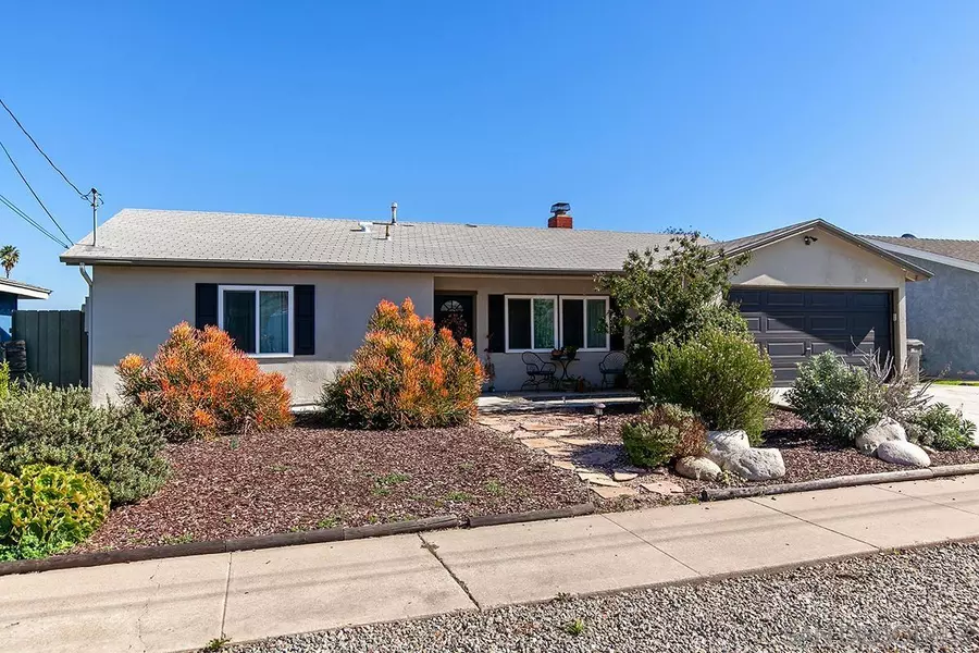 9613 E. Hartland Circle, Santee, CA 92071