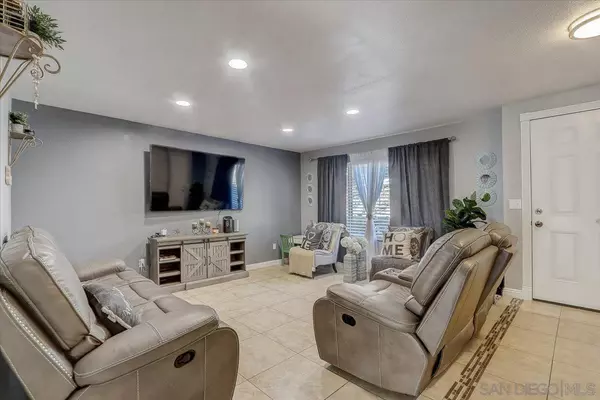 Chula Vista, CA 91911,1542 Sonora Dr #282