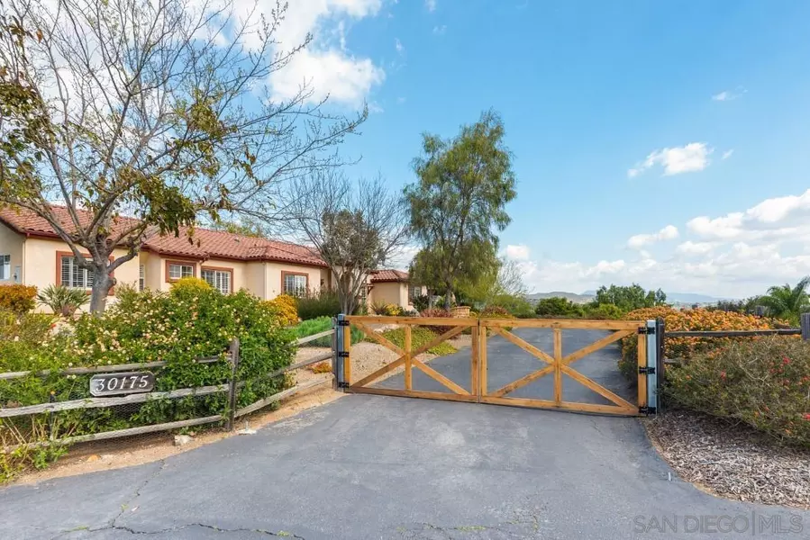 30175 Grandview Heights, Valley Center, CA 92082