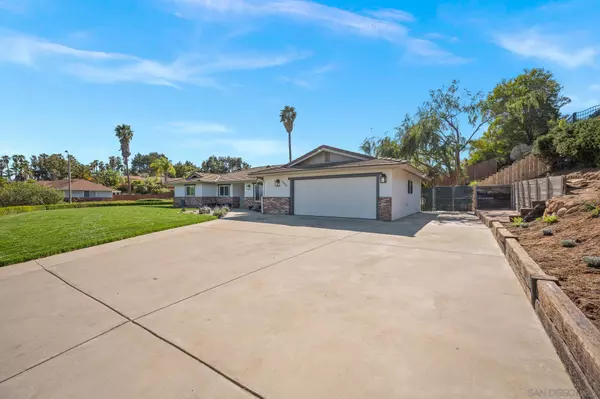 Fallbrook, CA 92028,1599 Malaga Way