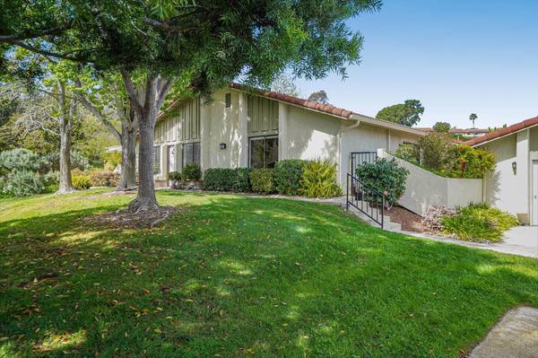 1939 Springdale Lane, Encinitas, CA 92024