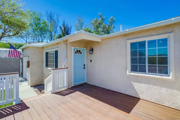 Santee, CA 92071,8436 Desiree Ln