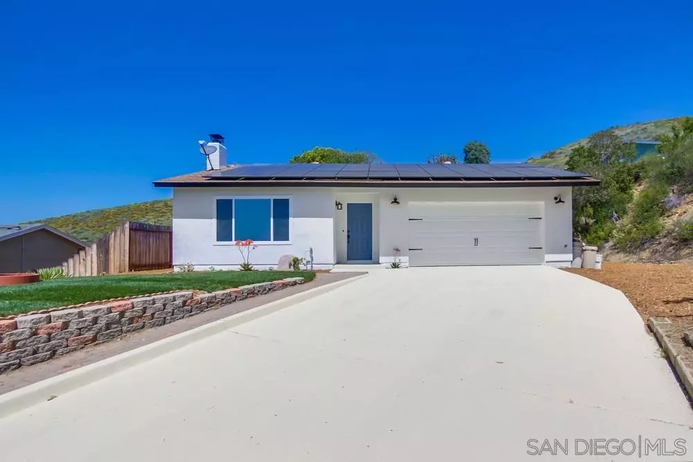 Santee, CA 92071,10636 Healy Ct