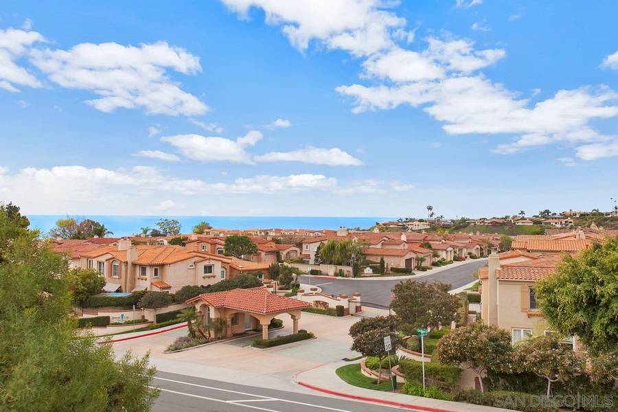 1330 Caminito Arriata, La Jolla, CA 92037