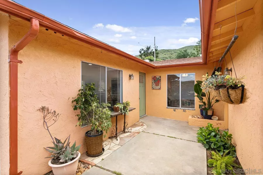 22405 Casa de Carol, Ramona, CA 92065