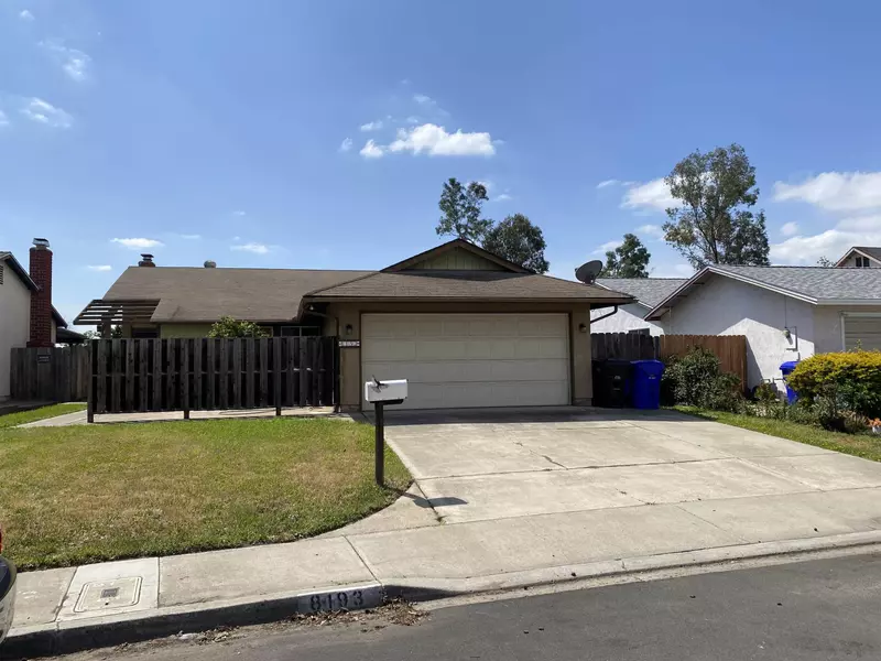 8193 Jade Coast Rd, San Diego, CA 92126