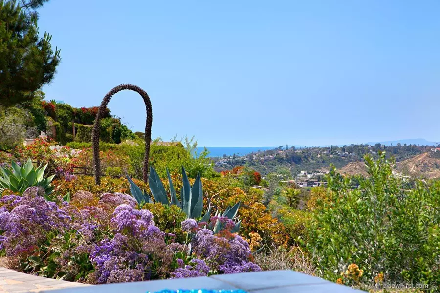 626 Canyon, Solana Beach, CA 92075