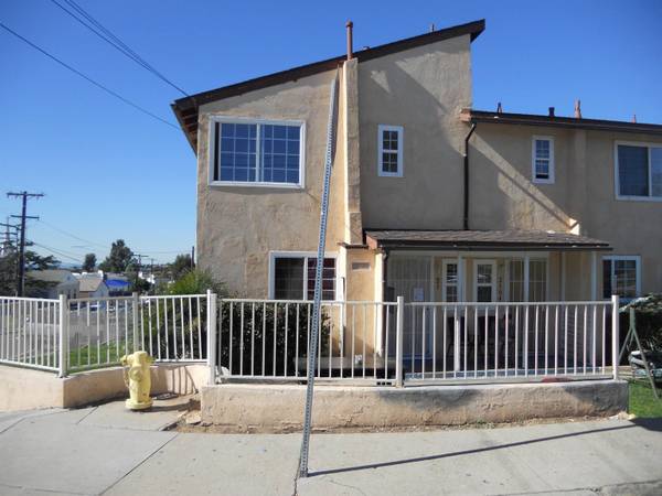 2102-2108 Drescher, San Diego, CA 92111